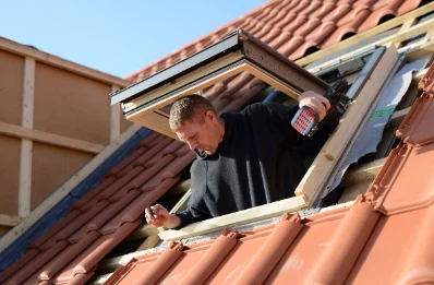Pose de fenêtres de toit Velux à Santranges